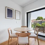 Spacious Apartman Porto