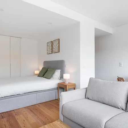 Spacious Apartman